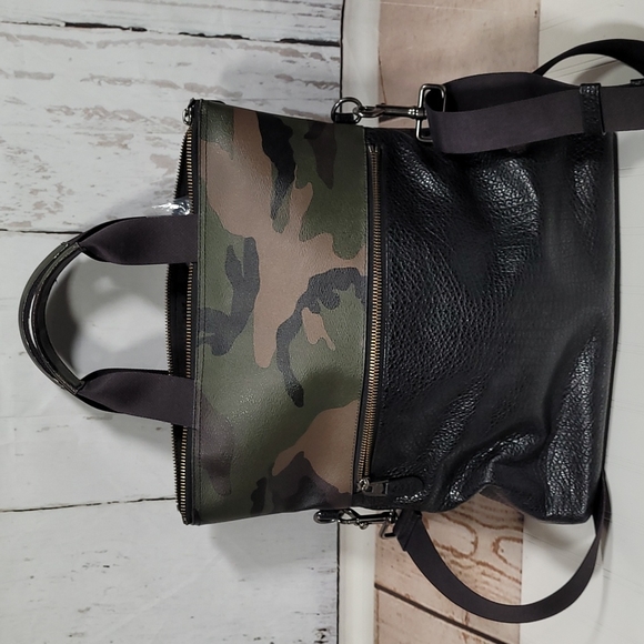 Coach Charles Foldover Tote with Camo Print F29706 - Picture 2 of 12
